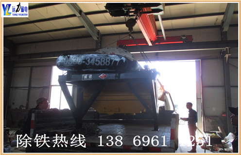 为什么普通型宅男视频色版的跑尾情况比较高,潍坊宅男视频下载磁电生产的宅男视频色版具有磁系设计结构先进.整机重量轻.运转快速可靠.而且维修方便.宅男视频色版非常适用于干旱缺水地区, 这样不仅能够节省水资源,而且能够为客户降低选矿成本,为超贫磁铁矿开采和利用开辟了一条新途径.​